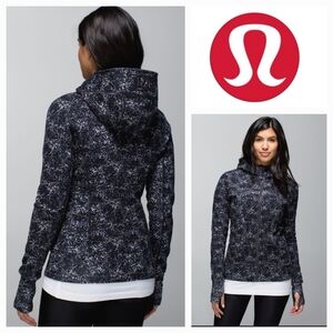Lululemon Scuba Hoodie II in Rocky Road Sand Dune Toothpaste/Storm Grey/Blk Sz 4